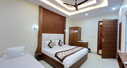 Tirupati Hotel Room Type - PREMIUM LUXURY ROOM