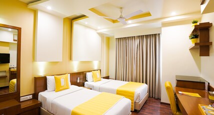 BloomSuites | Electronic City Room Type - Club Twin Room