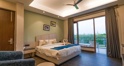 DLS Forest Vines Resort and Spa Room Type - Premium Room with Balcony