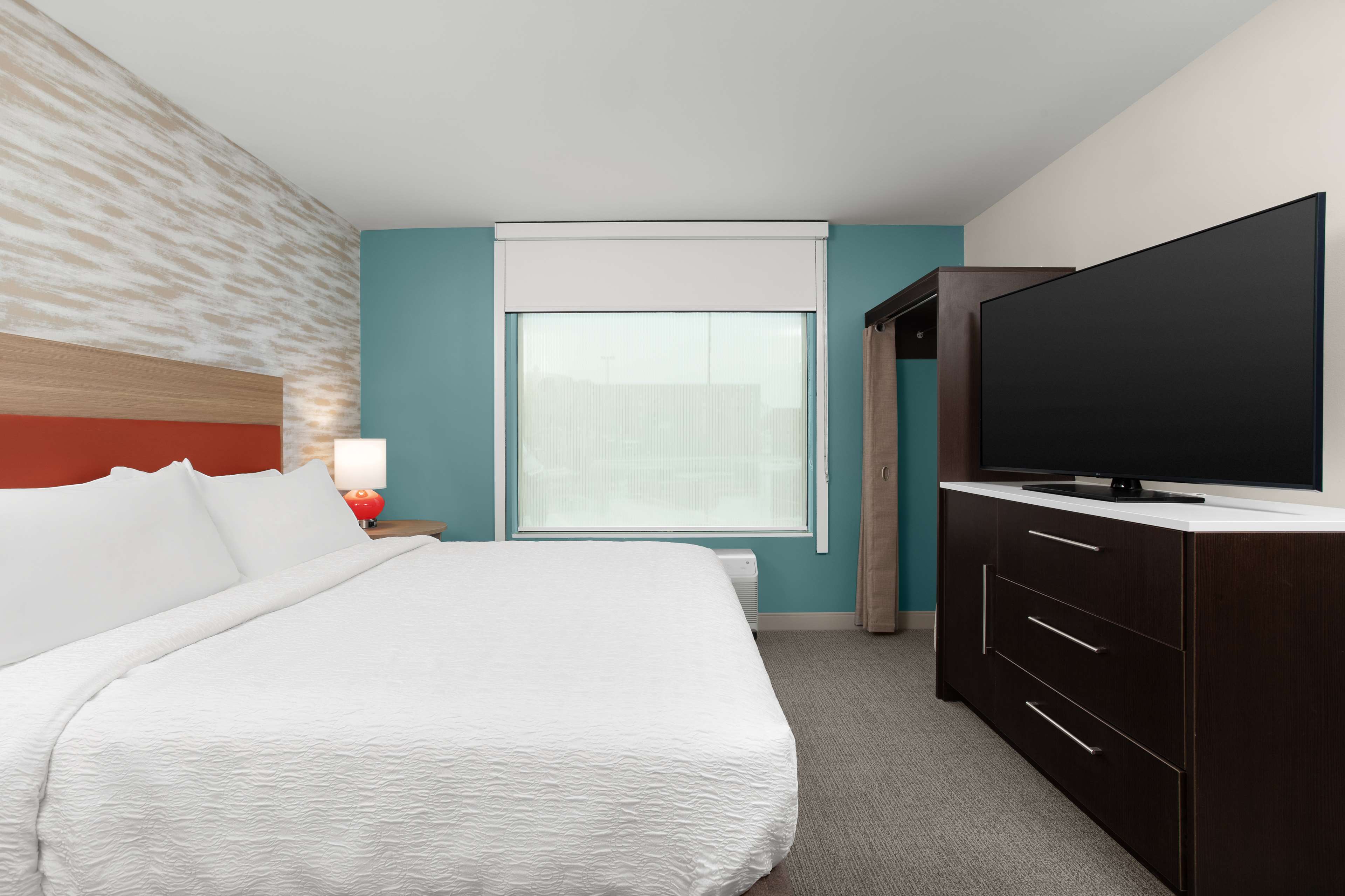 Home2 Suites by Hilton Owatonna - Tap to explore photos