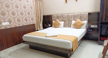 Hotel AKS Room Type - Executive room