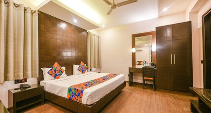FabHotel Aashraye Room Type - Premium Room