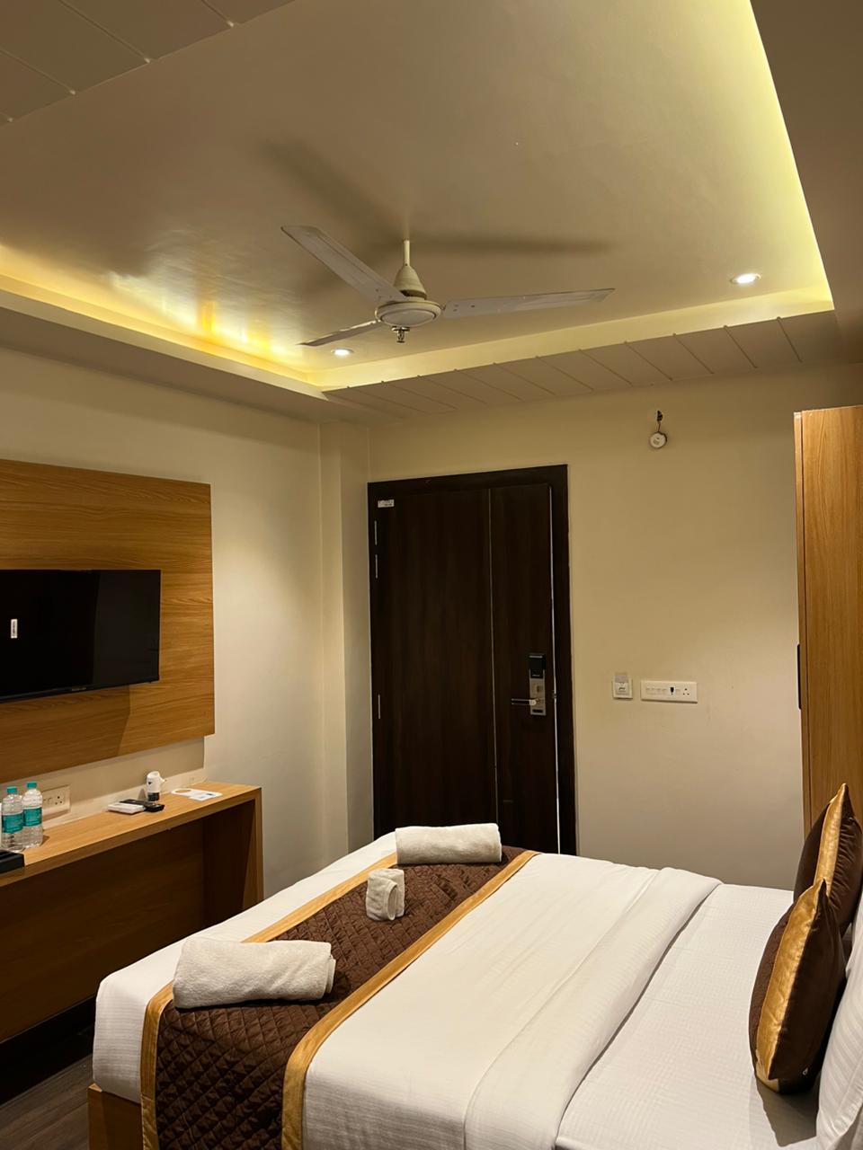 Hotel Veritas Essence of Kashi - Tap to explore photos
