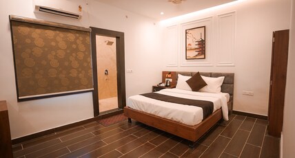 Hotel Ellora Inn Sultanpur Room Type - Standard Room
