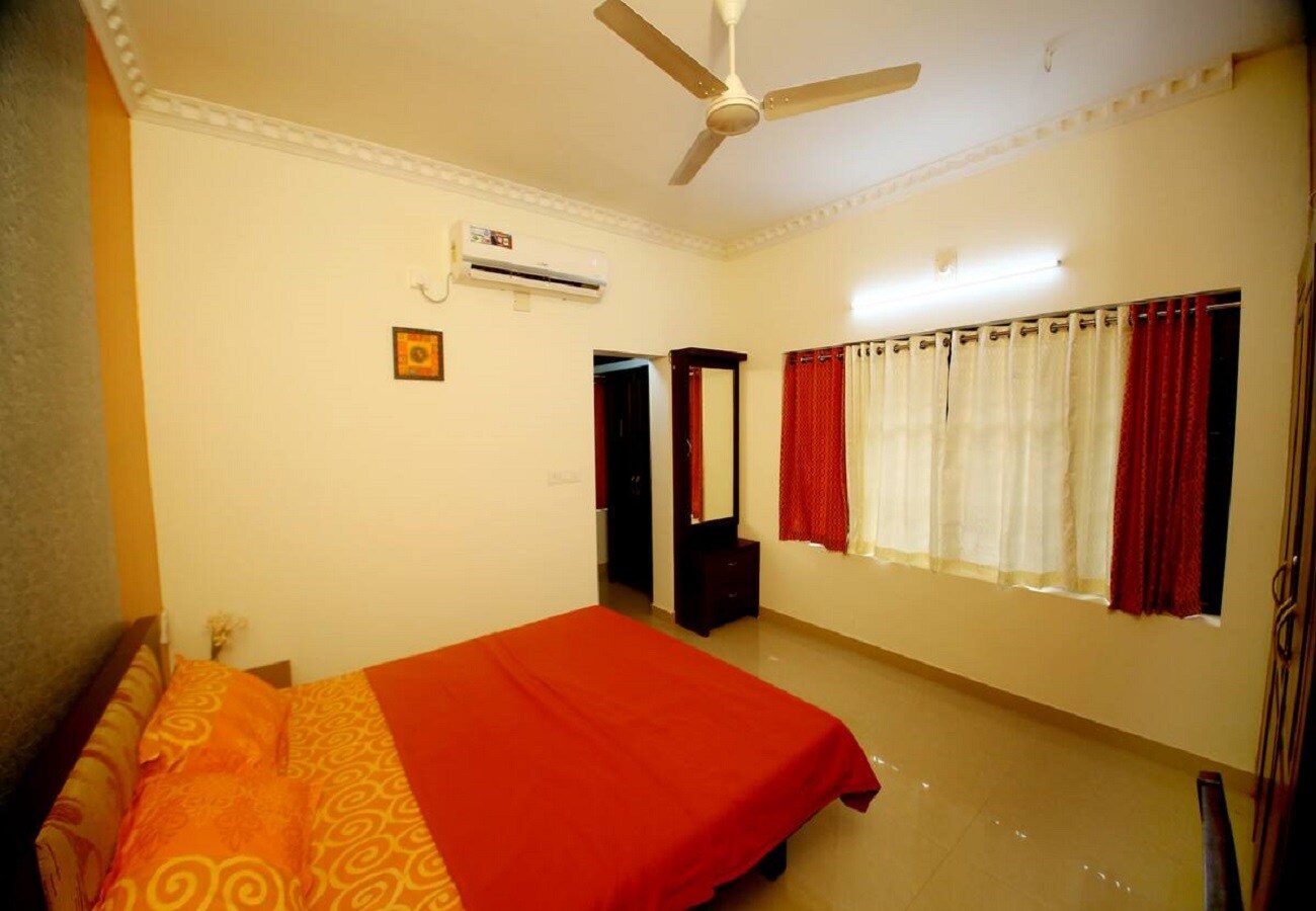 Elegant River Front Villa - Tap to explore photos