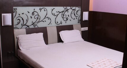 3H HOTEL HUKMI HERITAGE Room Type - Deluxe AC Room