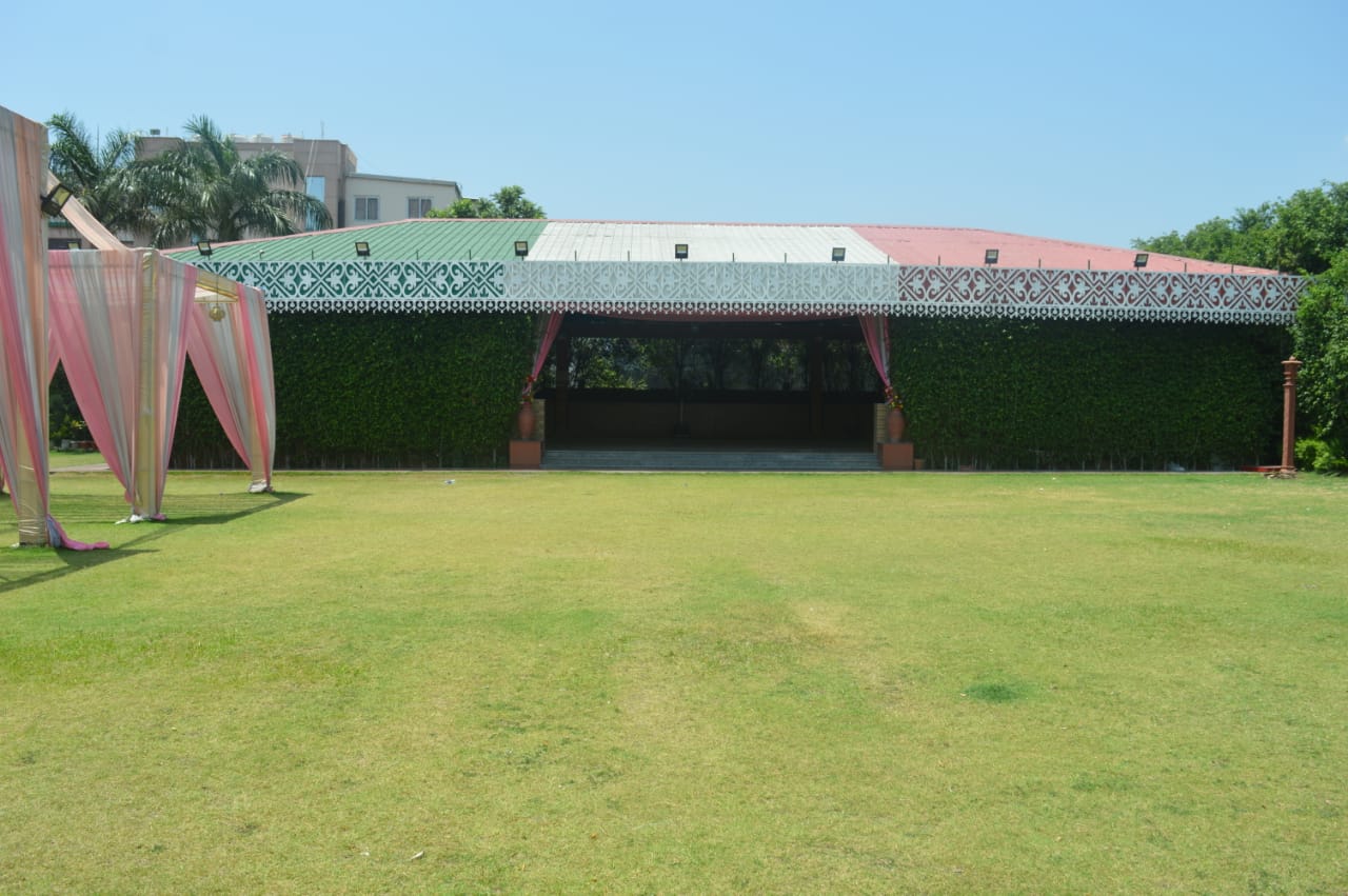 Hotel Riya Palace - Tap to explore photos