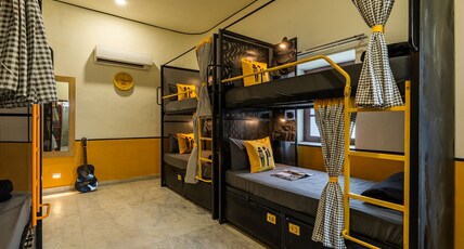 The Hosteller Bam Udaipur, Artist House Room Type - Bed in 6 Bed Female Dormitory