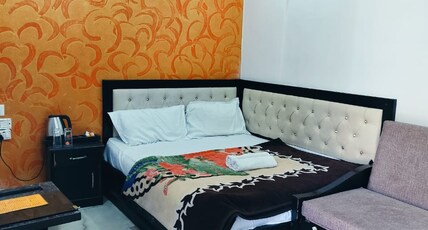 Kempty Lake Resort Room Type - Semi Deluxe Room with Mountain view