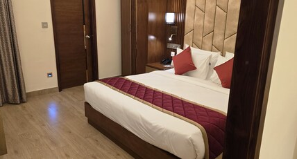 Hotel Pentagon Room Type - Suite Room