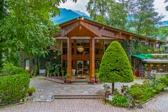 Span Resort & Spa, Manali - A Riverside Resort