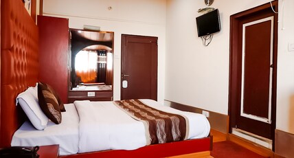 Hotel Sidharath Room Type - Superior Valley View Room