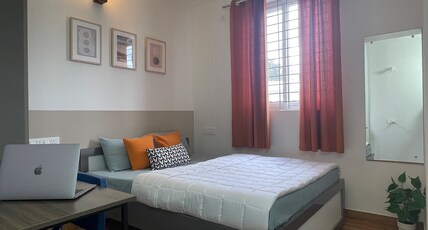 275 Home Tales by Tipiverse, Koramangala Room Type - Street View 1BHK (Non AC)