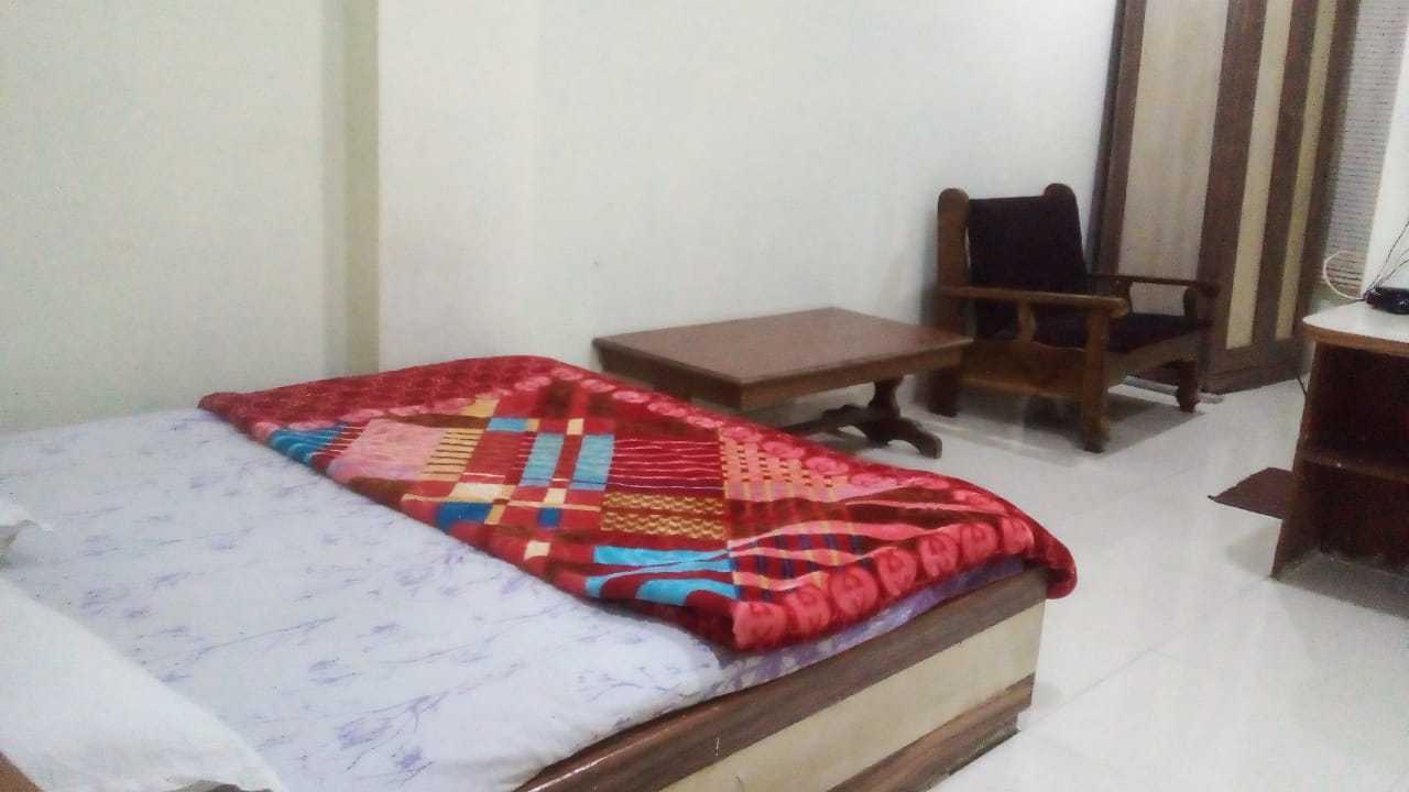 Hotel O Madhuban - Tap to explore photos