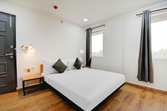 Super Townhouse The Royal Retreat