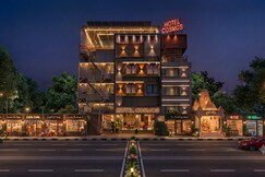 Hotel Cosmos