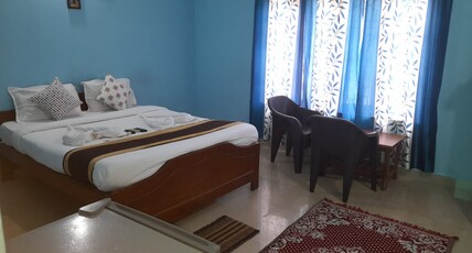 RAAJ INN Room Type - Deluxe room