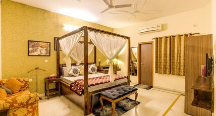House of Comfort Greater Noida Room Type - Superior Room House of Comfort Greater Noida Room Type - Superior Room