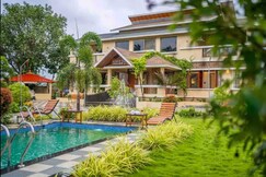Coco Palms Villa Near Sula vineyard