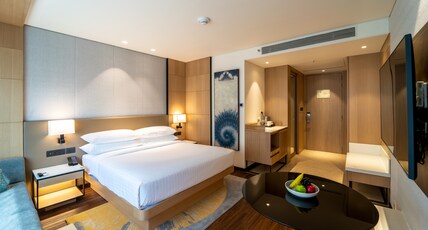 Courtyard by Marriott Vadodara Room Type - Deluxe King Room City View