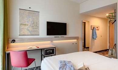 ibis Styles Magdeburg Room Type - Modern comfort double room with 1 double bed (180 x 200 cm)