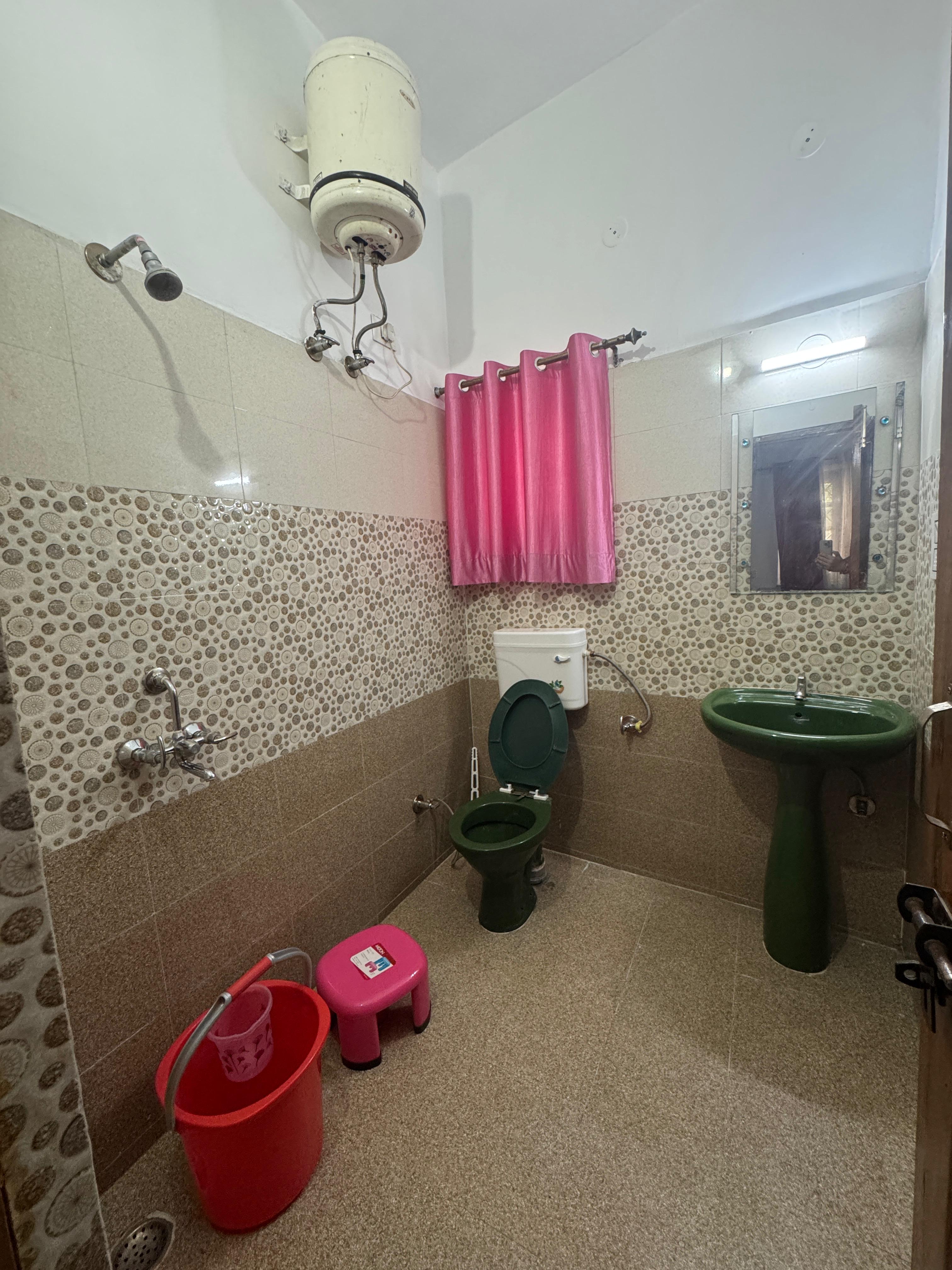 Vagary Indian Homestay - Tap to explore photos