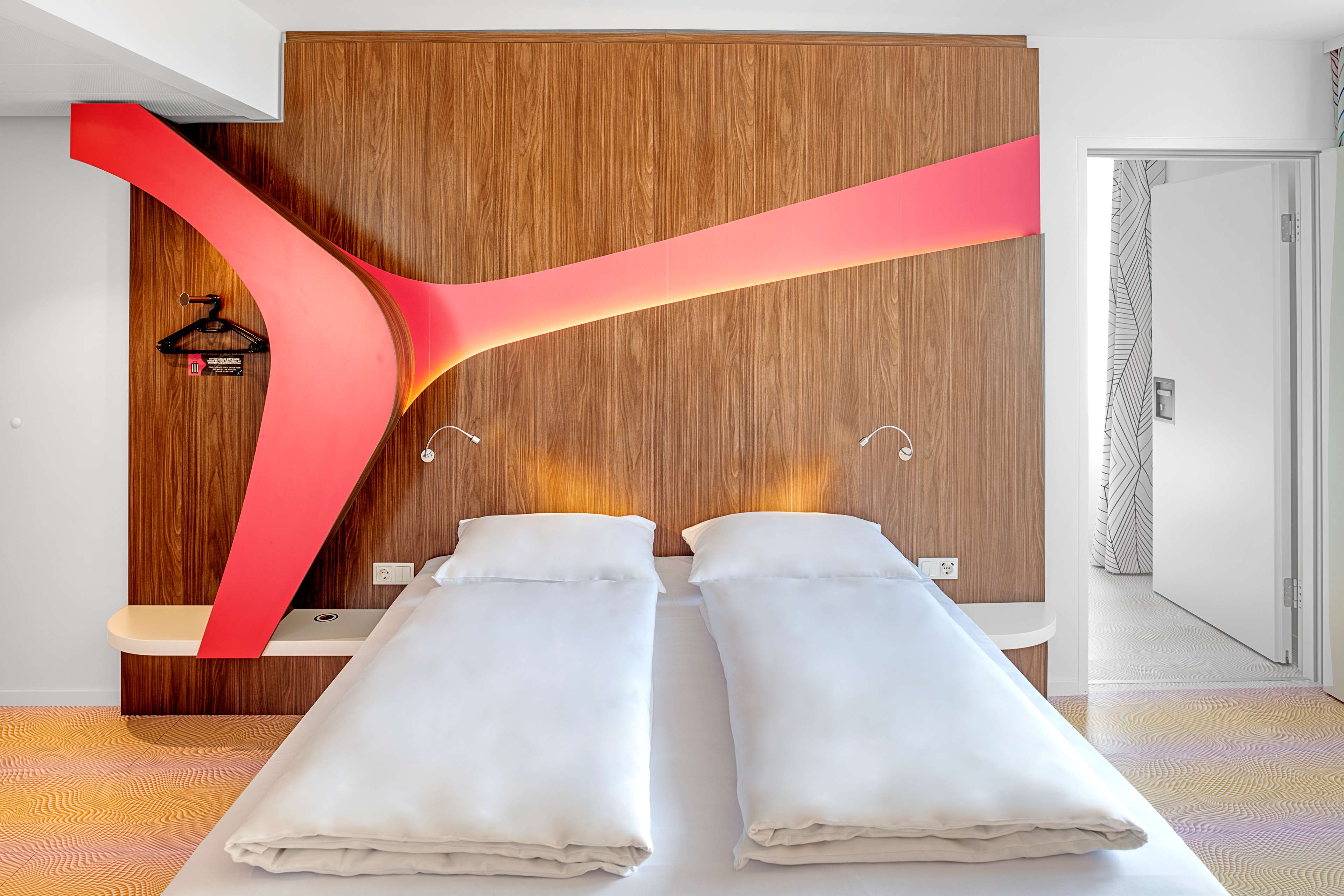 Prize by Radisson, Vienna City - Tap to explore photos