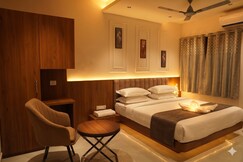 Hotel Madhuram