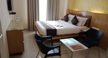 Sandesh Kingston Room Type - Deluxe AC Room