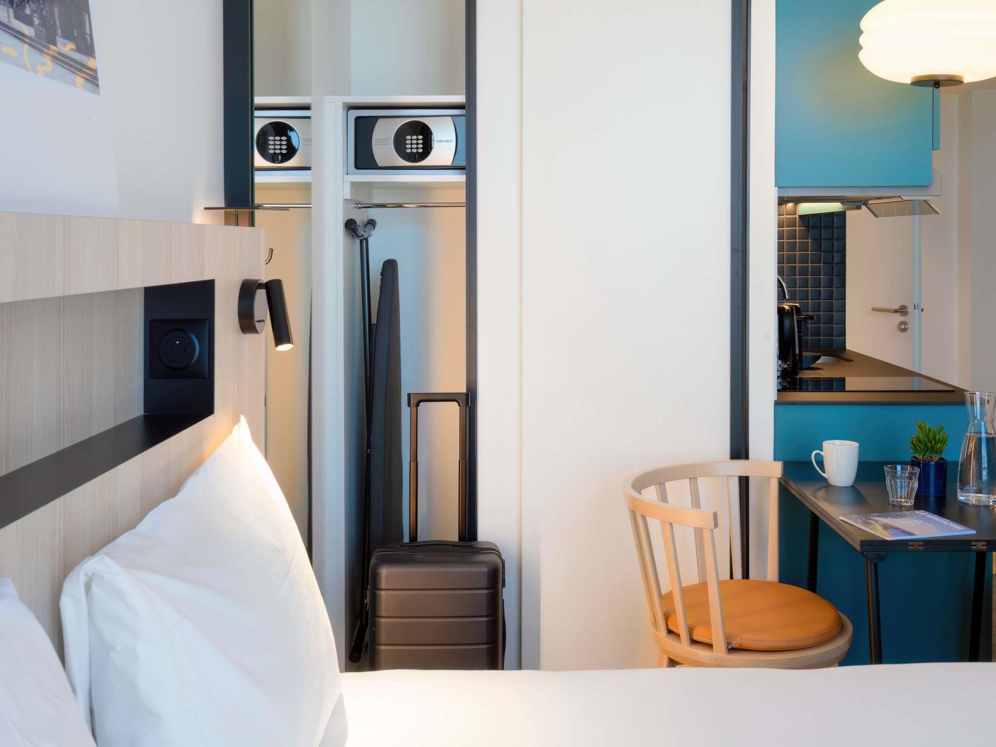 Aparthotel Adagio Access Rouen Centre Cathedrale - Tap to explore photos