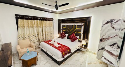 Green Mountain Hotel Room Type - Deluxe Room