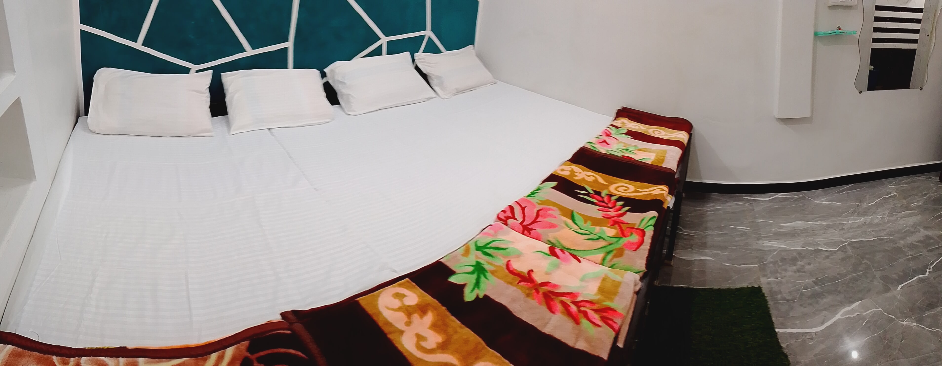 SIKARWAR HOMESTAY - Tap to explore photos