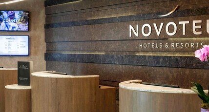 Novotel Istanbul Zeytinburnu Room Type - Suite with Queen Size Bed and Sofa Novotel Istanbul Zeytinburnu Room Type - Suite with Queen Size Bed and Sofa