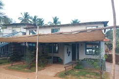 Cozinn B102 at Gokarna Beach