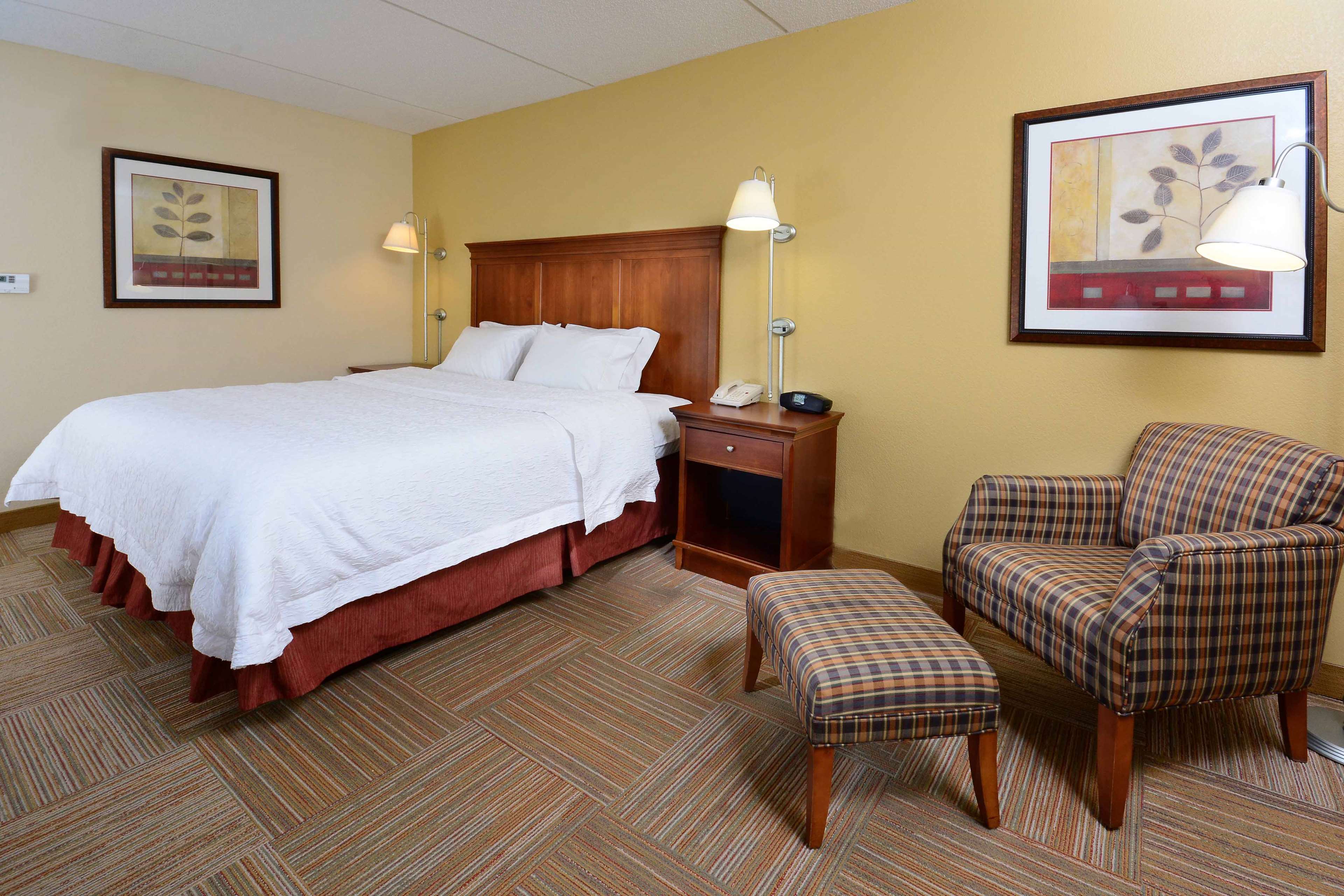 Hampton Inn Raleigh - Capital Blvd. North - Tap to explore photos