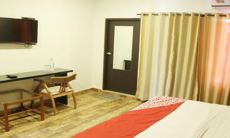 hotel roxas - Tap to explore photos