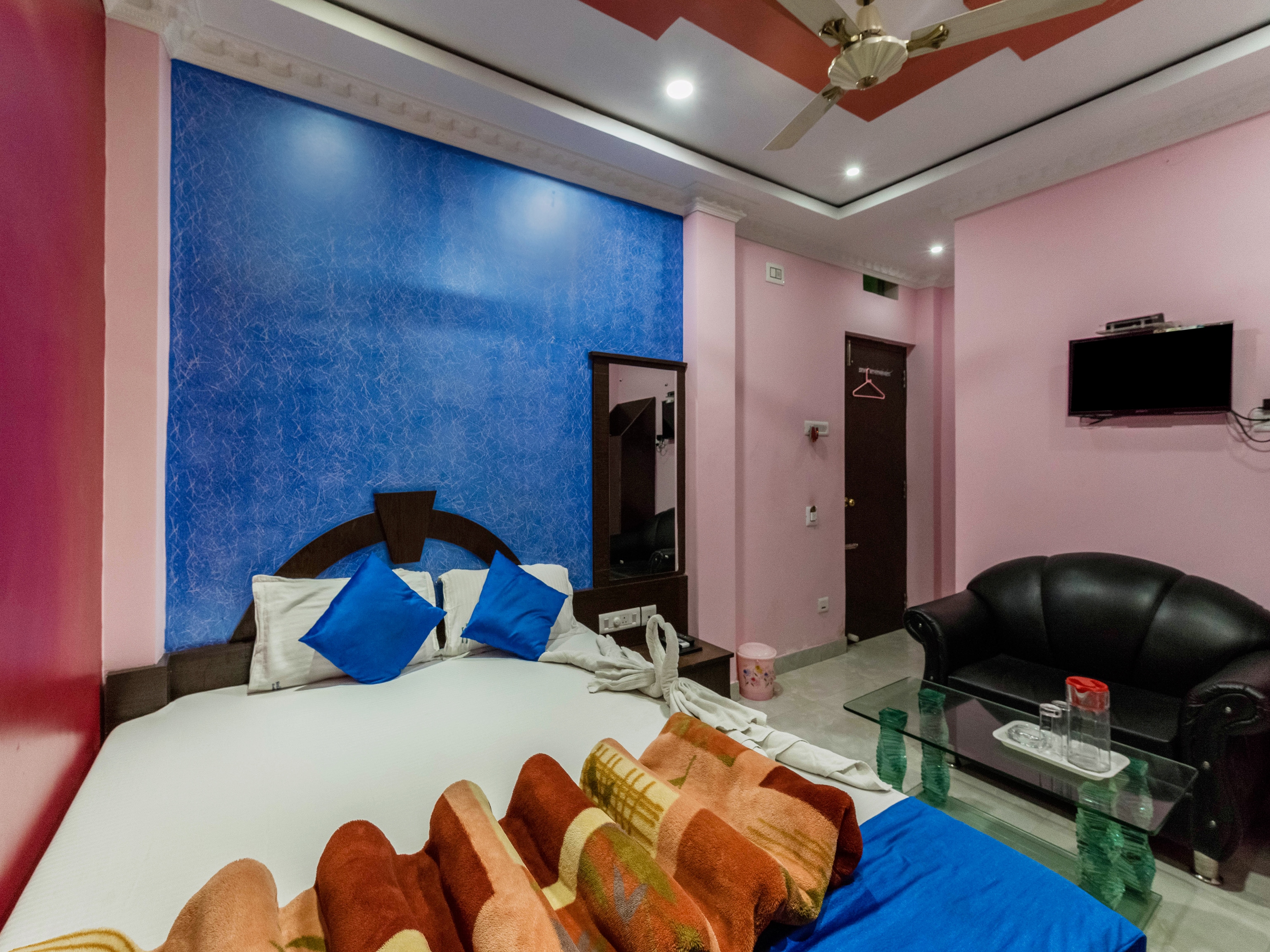 Hotel Neel Samudra - Tap to explore photos