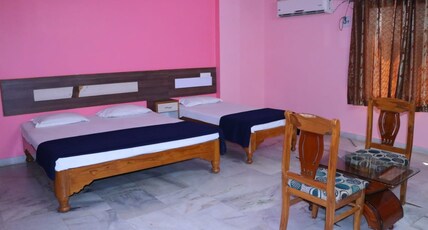 Hotel SLV Residency Room Type - Suite Triple A/C Room