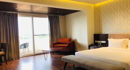 Clover Greens Golf Course and Resort Room Type - Deluxe Room with Balcony