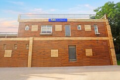 FabHotel Vasant Villa