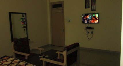 Ramprastha Hotel Room Type - Deluxe Room