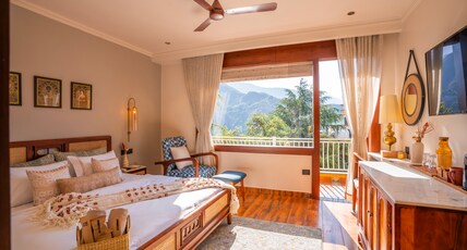 Indulge Mcleodganj by Pack Room Type - Superior Room (with mountain view and private balcony)