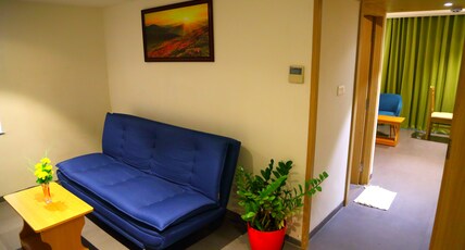 Abhayaa Hotel Room Type - ROYAL SUIT