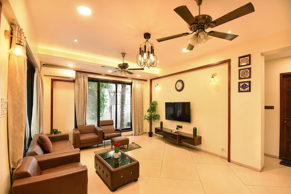 Roselia 4 BHK Villa with Pool by Regara Stays - Tap to explore photos