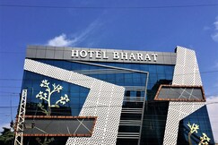 Hotel Bharat