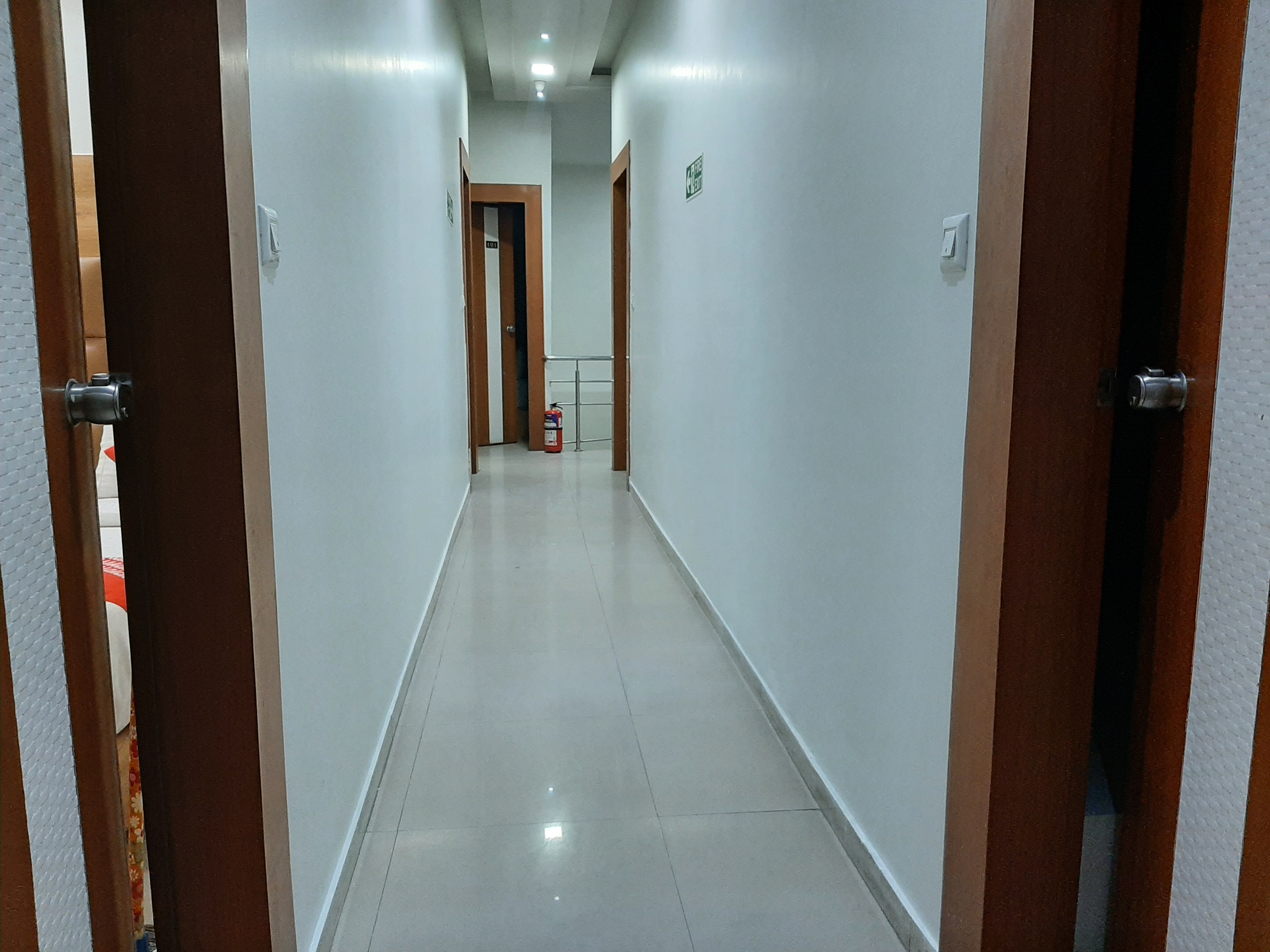 Hotel Marigold - Tap to explore photos