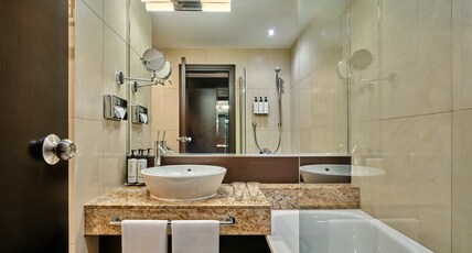Crowne Plaza BRATISLAVA Room Type - 2 Twin Standard