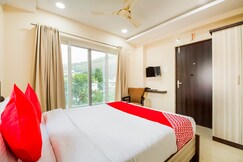 Photos of Capital O RR Towers by CJ