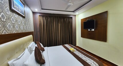 Snow Lotus Room Type - Deluxe  Room ( Non Valley View and Non AC)