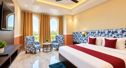 Shree Maa Vaishno Hotel & Resort Room Type - Executive Room with One-way Transfers to Mahakal Temple Shree Maa Vaishno Hotel & Resort Room Type - Executive Room with One-way Transfers to Mahakal Temple